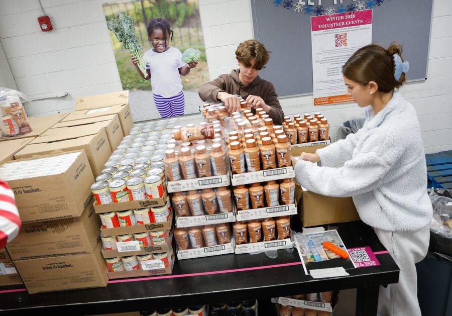 6_Marra - Filling in the Blanks 120125-6354.jpg